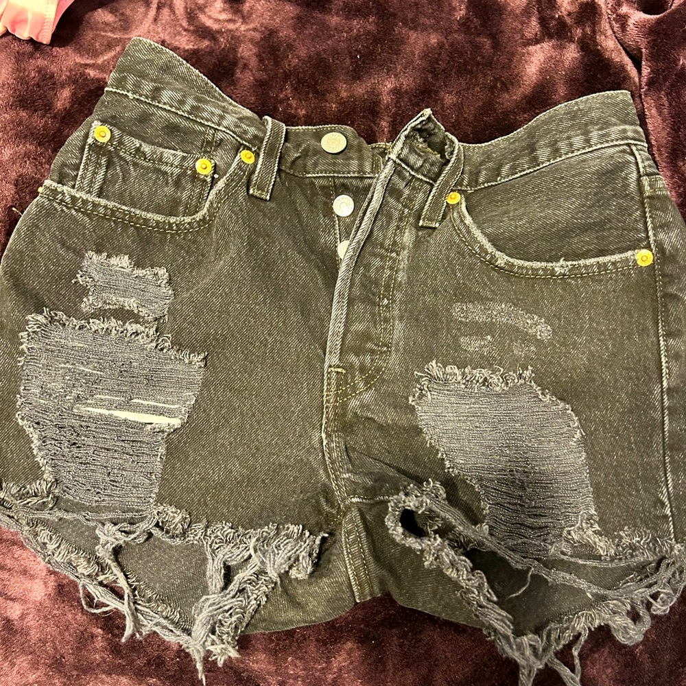 Levi black jean shorts